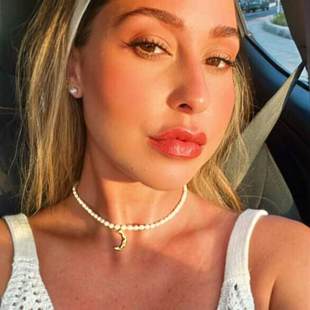 Collier MIRIAM - Perles d'eau douce naturelles et titane inoxydable plaqué or
