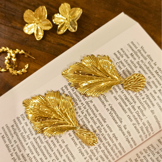 Boucles d'oreilles FEUILLE AUTOMNE, collection JARDIN SECRET par AIFEE Jewelry. www.aifee-jewelry.com
