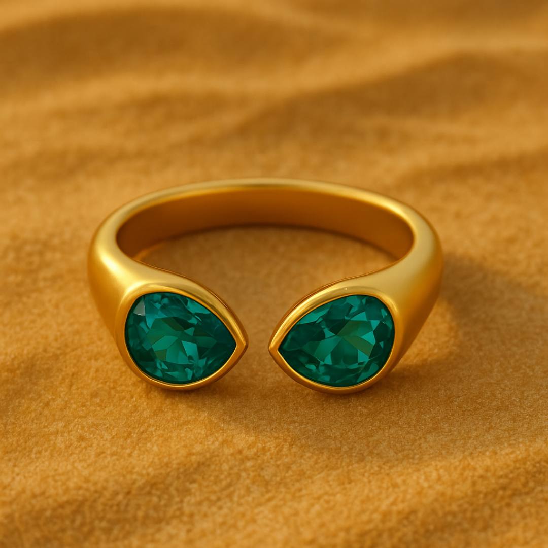 Bague ZIRCONA BLEU - Acier inoxydable plaqué or et zircons naturels