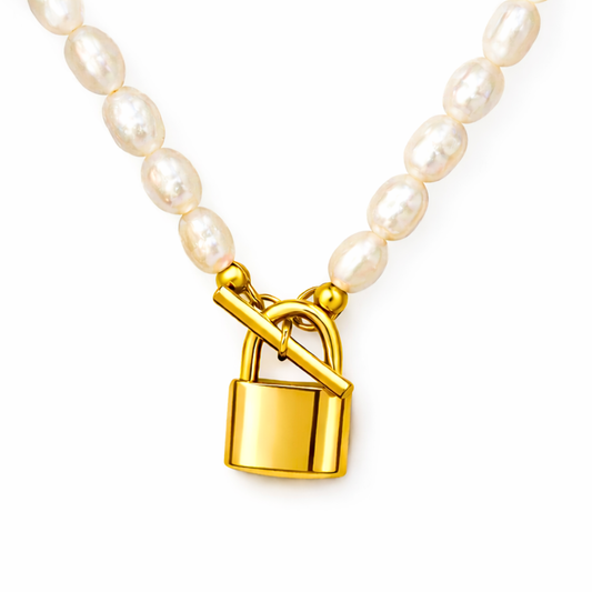 Collier LILI BETH - Perles d'eau douce naturelles et finition or