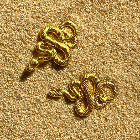 Boucles d'oreilles SERPENT, collection ROMAINE par aifee jewelry. www.aifee-jewelry.com