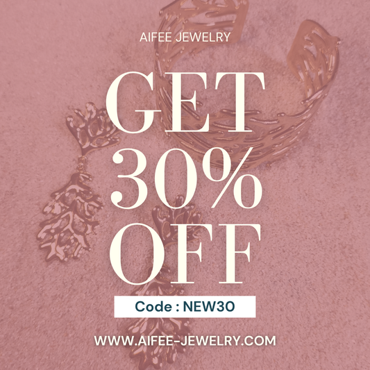 Profitez d'une promo de -30% avec le code NEW30 dès maintenant sur www.aifee-jewelry.com et laissez briller votre éclat.