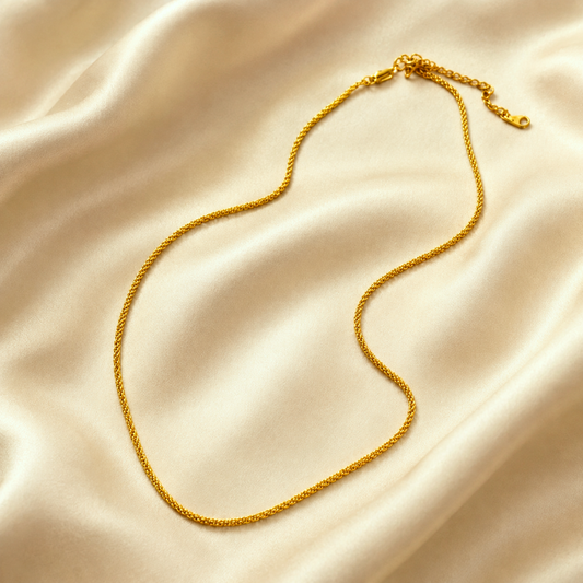 Collier ARIANE - Fine chaine délicatement torsadée plaqué or