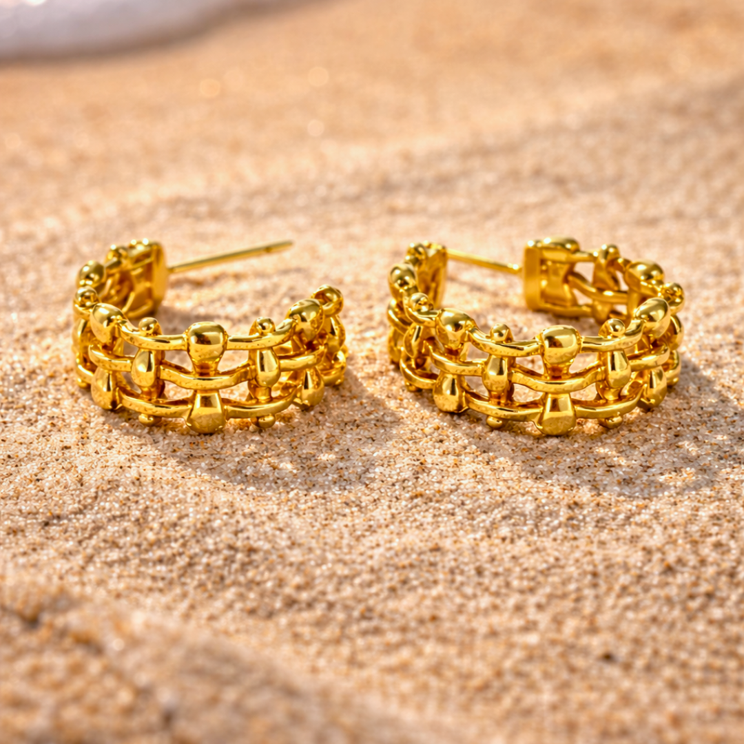 Boucles d'oreilles MAXIMA - Belles créoles plaquées or façon tissée