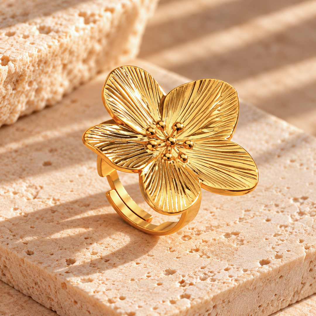 Bague FLEUR - Motif floral inoxydable plaqué or