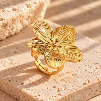 Bague FLEUR - Motif floral inoxydable plaqué or