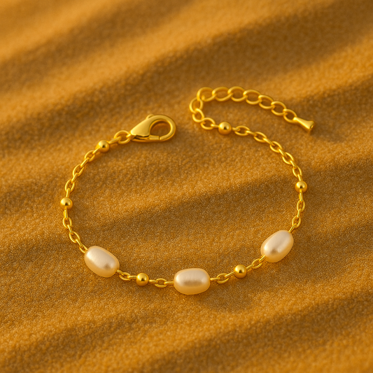 Bracelet SAMIA - Acier inoxydable plaqué or et perles d'eau douce naturelles
