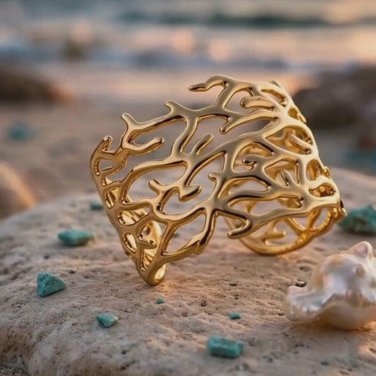 Bracelet Manchette CORAIL : Sculptural et audacieux doré à l'or